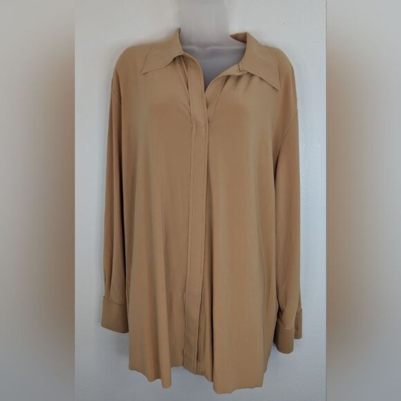 Norma Kamali Quiet Luxury Minimalist Capsule Neutral Preppy Elevated Chic Top LG - Picture 1 of 8